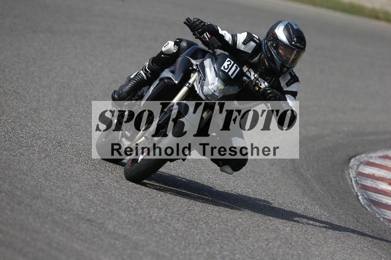 /Archiv-2023/47 24.07.2023 Track Day Motos Dario - Moto Club Anneau du Rhin/31